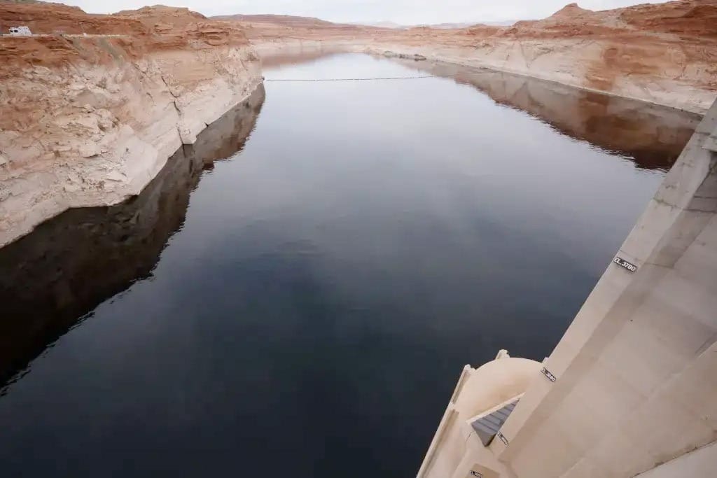 Colorado River Basin states inch forward in high-stakes negotiations as deadlines loomhigh-loom
