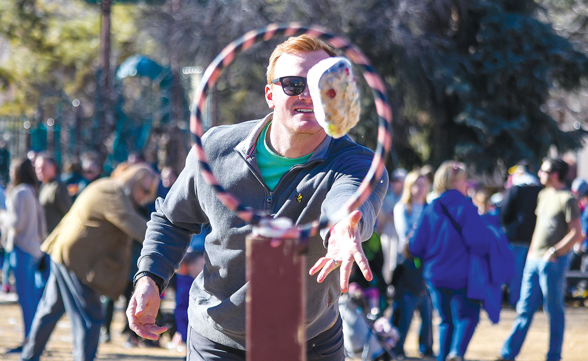 Manitou Springs Great Fruitcake Toss